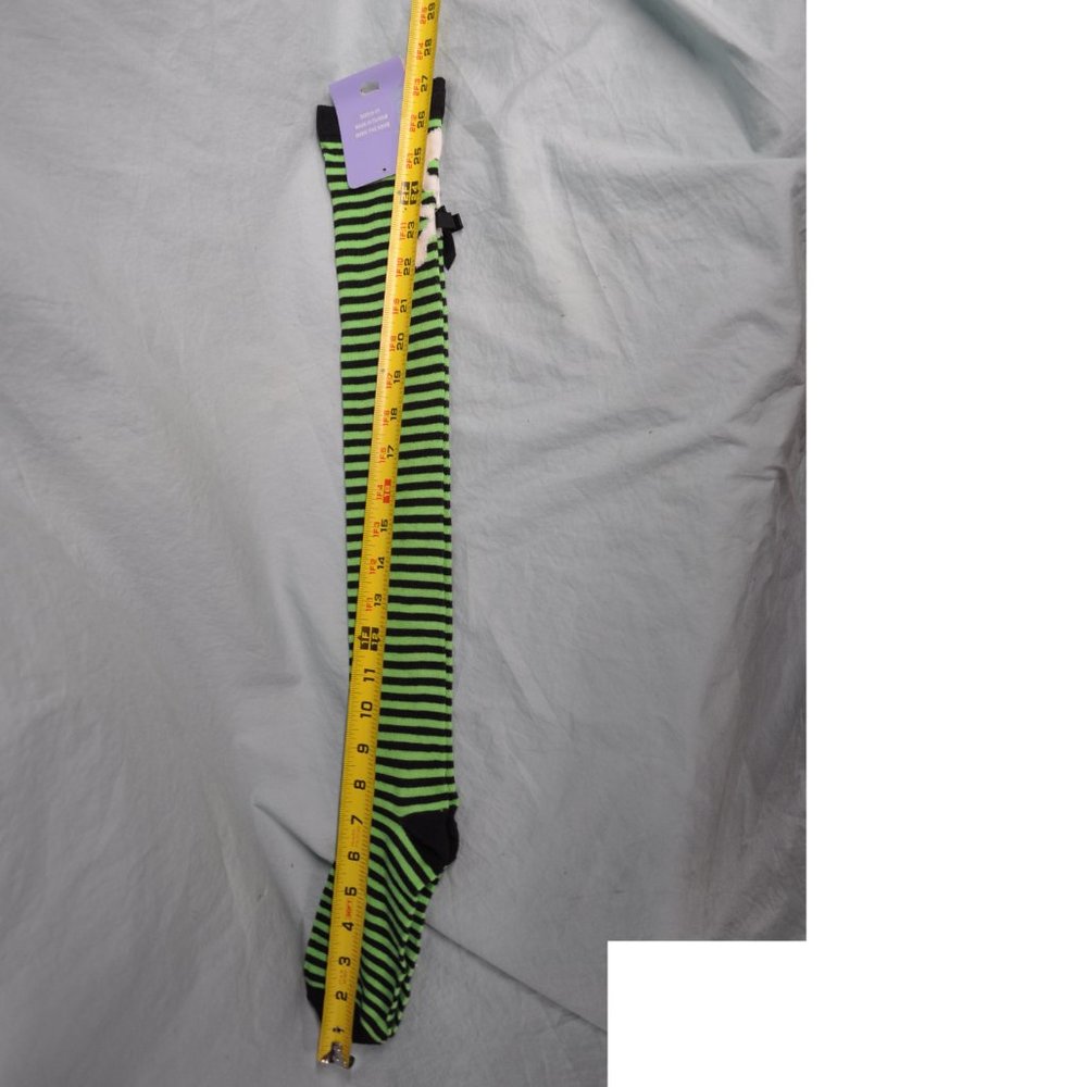 3 for $40 - claire's black green skull striped over knee stockings OS (299) - Picture 3 of 4